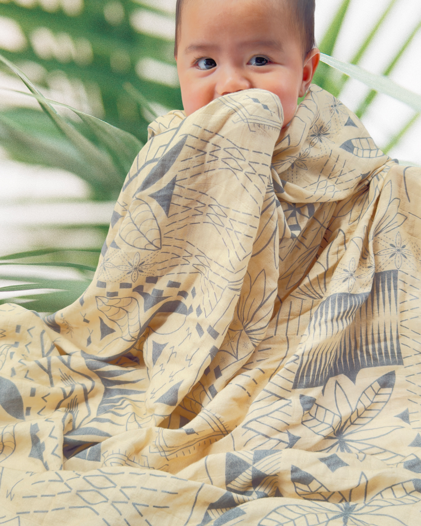Pacific Swaddle